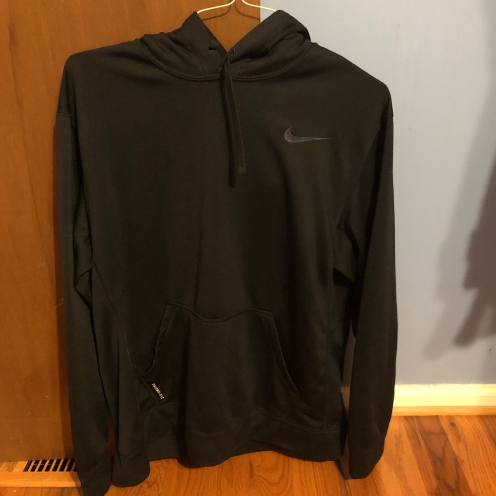 Nike pull over